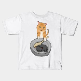 Kitty cooking (fluffy orange cat, black kitten) Kids T-Shirt